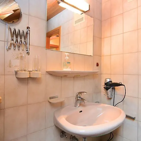 Apartament Blumenhof Am See 1 *